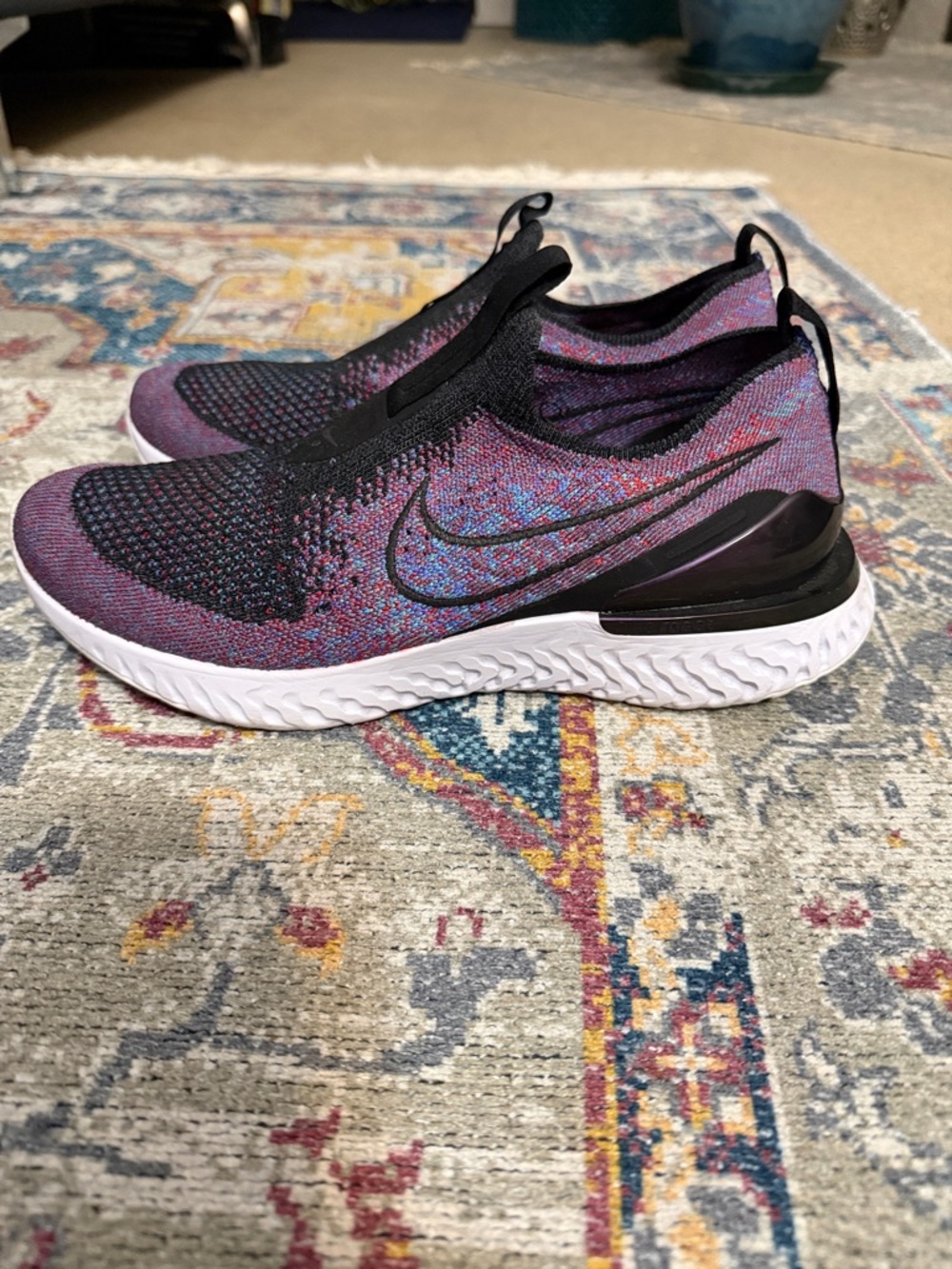 Nike Women’s Slip-On Flyknit Running Shoes - Purple & Black